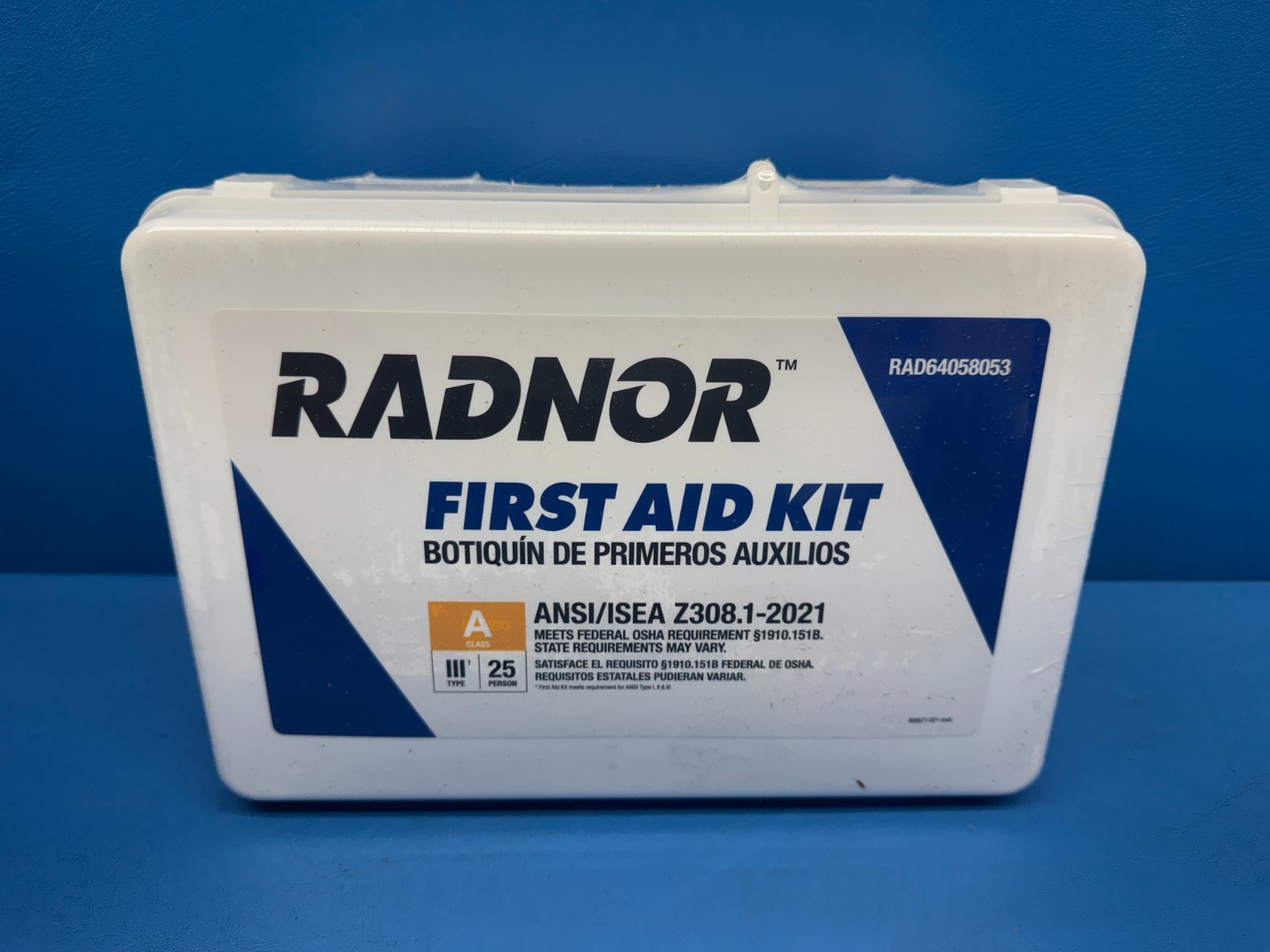 Case of 6 – Radnor RAD64058053 White Plastic Portable 25-Person First Aid Kit