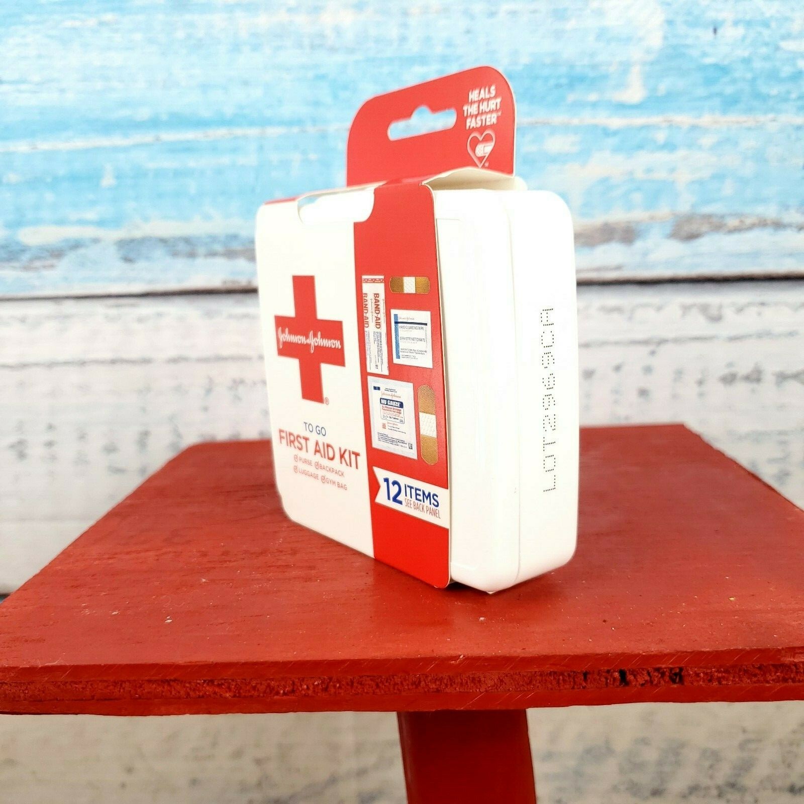Johnson & Johnson To Go First Aid Kit 12 Items For Cuts & Scratches USA Seller