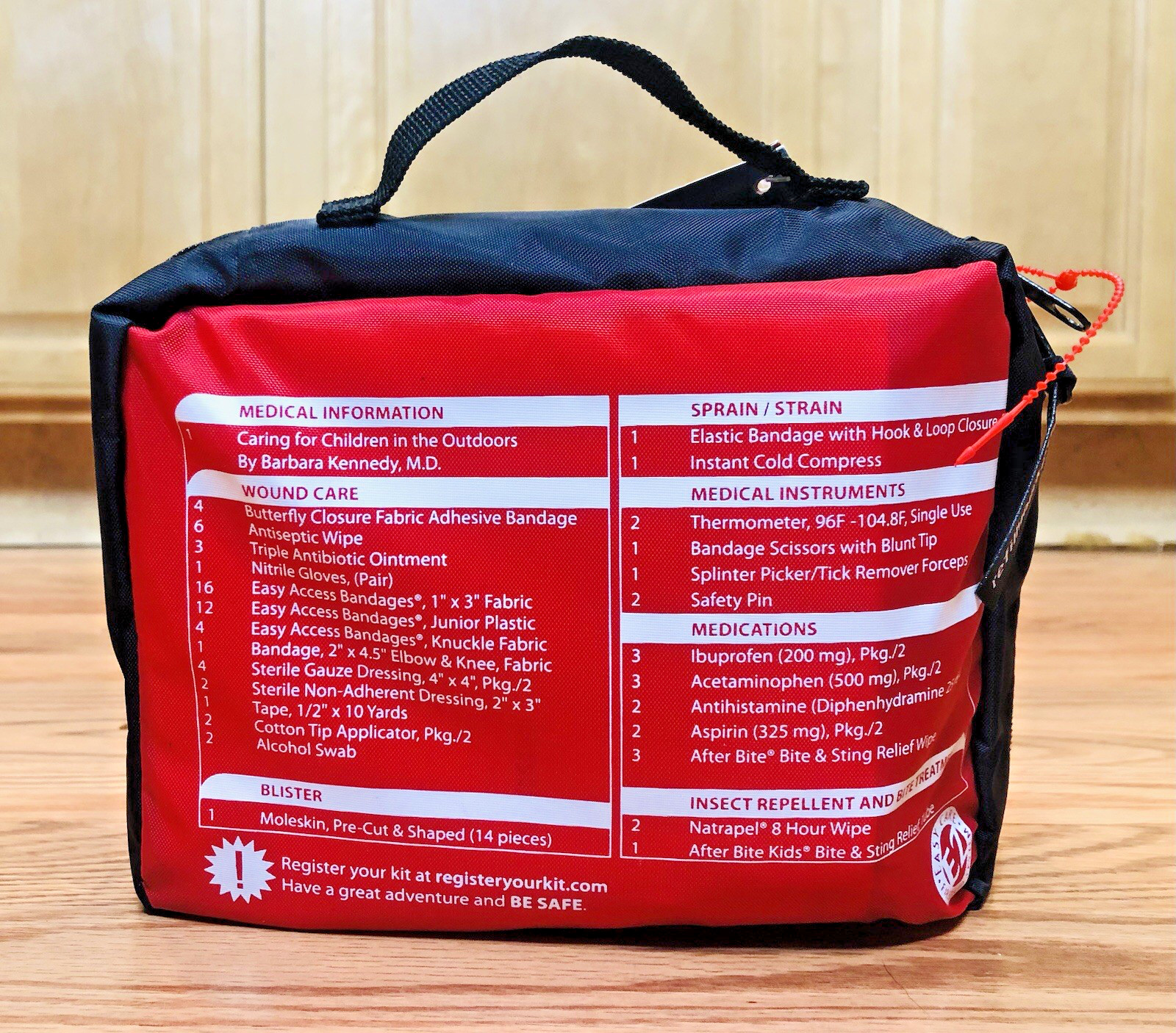 Adventure Medical Kits Family First Aid Medical Kit 1-4 People Multiple Days NOS
