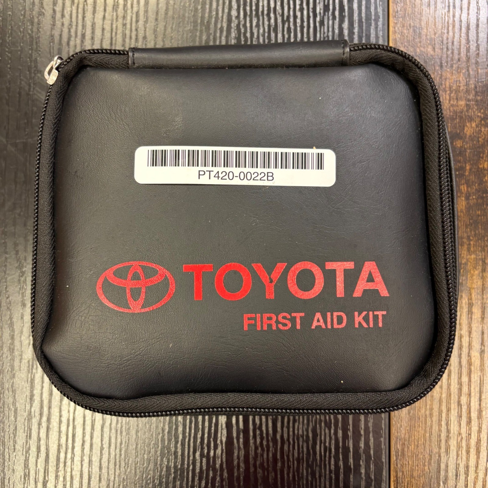 Toyota First Aid Kit Emergency Medical Supplies Black Case PT420-0022B New