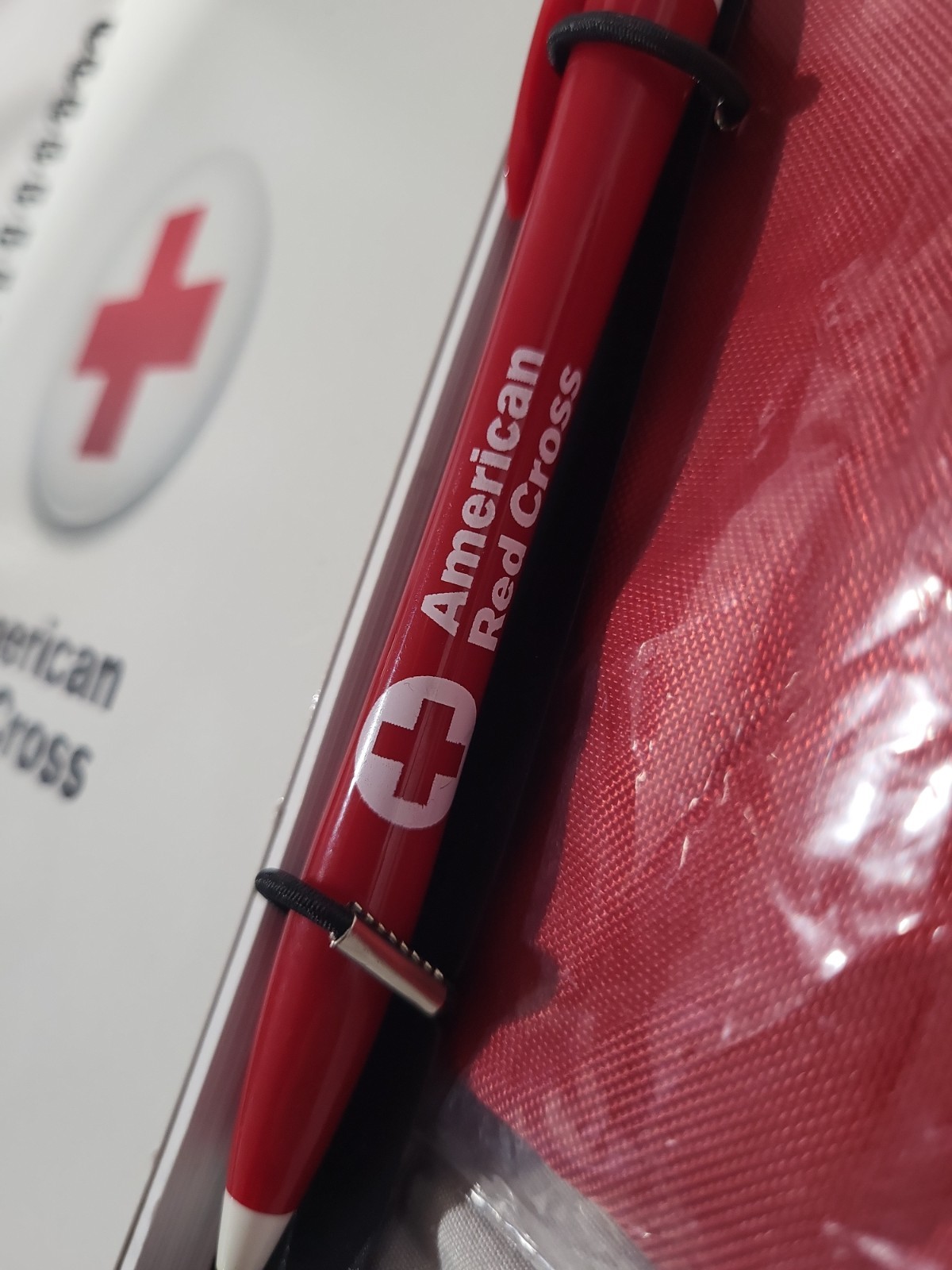American Red Cross babysitter First Aid Kit, 32 Pc, ++ ARC