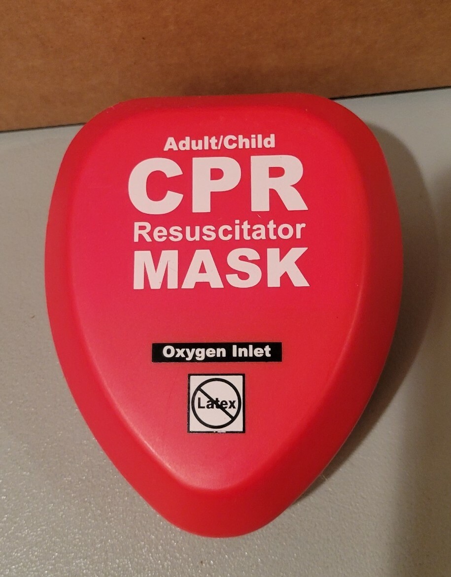First Aid CPR Rescue Mask, Adult/Child Pocket Resuscitator, Hard Case New