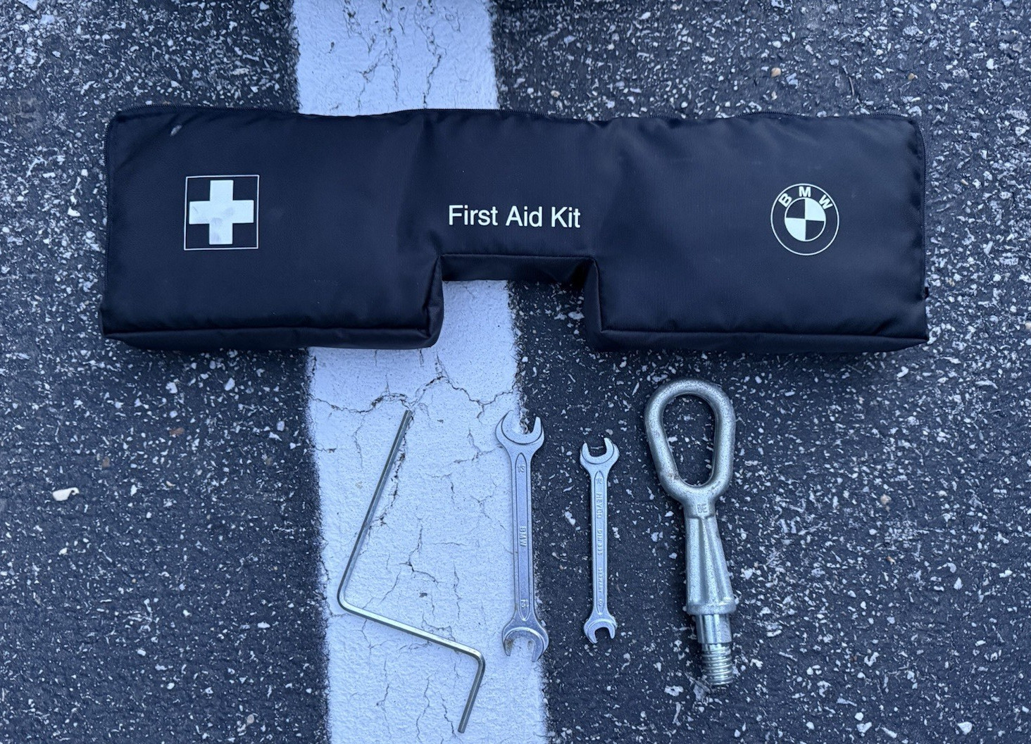 BMW Portable First Aid Kit Black Bag, Sterile, Guide, Scissors, Tri Bandage
