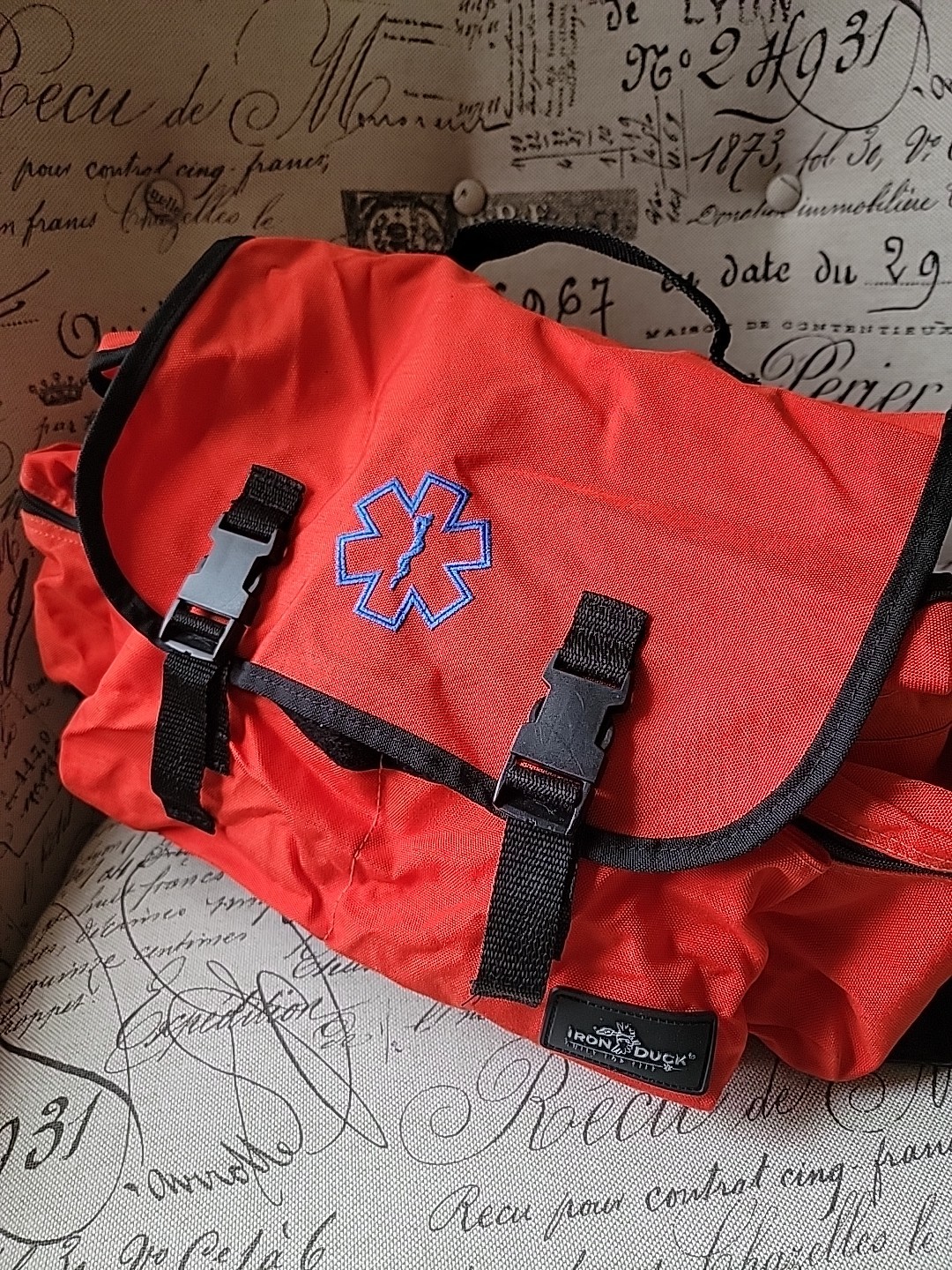 IRON DUCK USA MADE EMS EMT Emergency Responder First Aid Trauma Bag PREMIUM ZIP