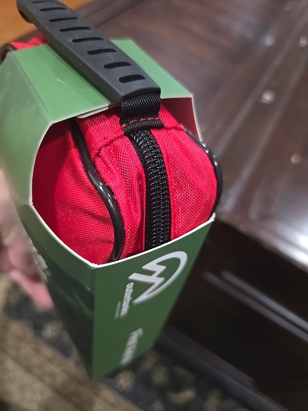 Outerbanks Provisions 43 Piece First Aid Kit In Zip Up Pouch Camping/hiking/car