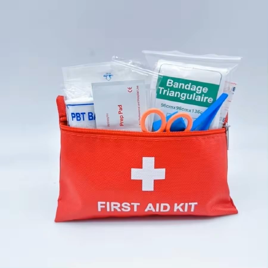 Rattygan Style Travel Survival First Aid Emergency Kit – 95 20cm x 14cm, Red