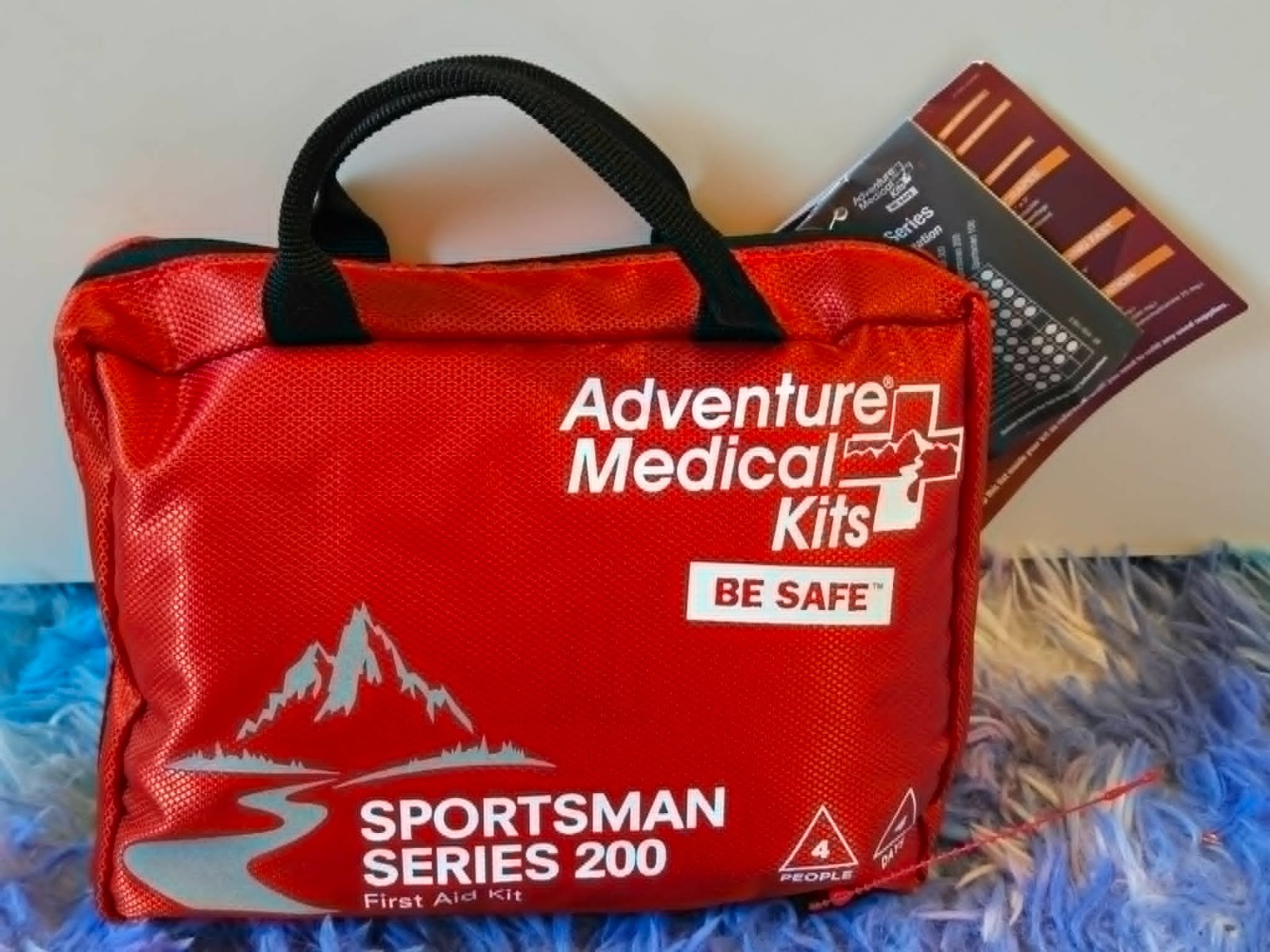 Adventure Medical Kits Sportsman 200 First Aid Kit 0105-0200 82 Pieces NEW